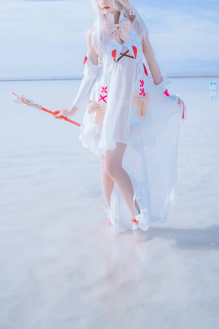 桜桃喵《伊莉雅》主题写真：27张全套美图