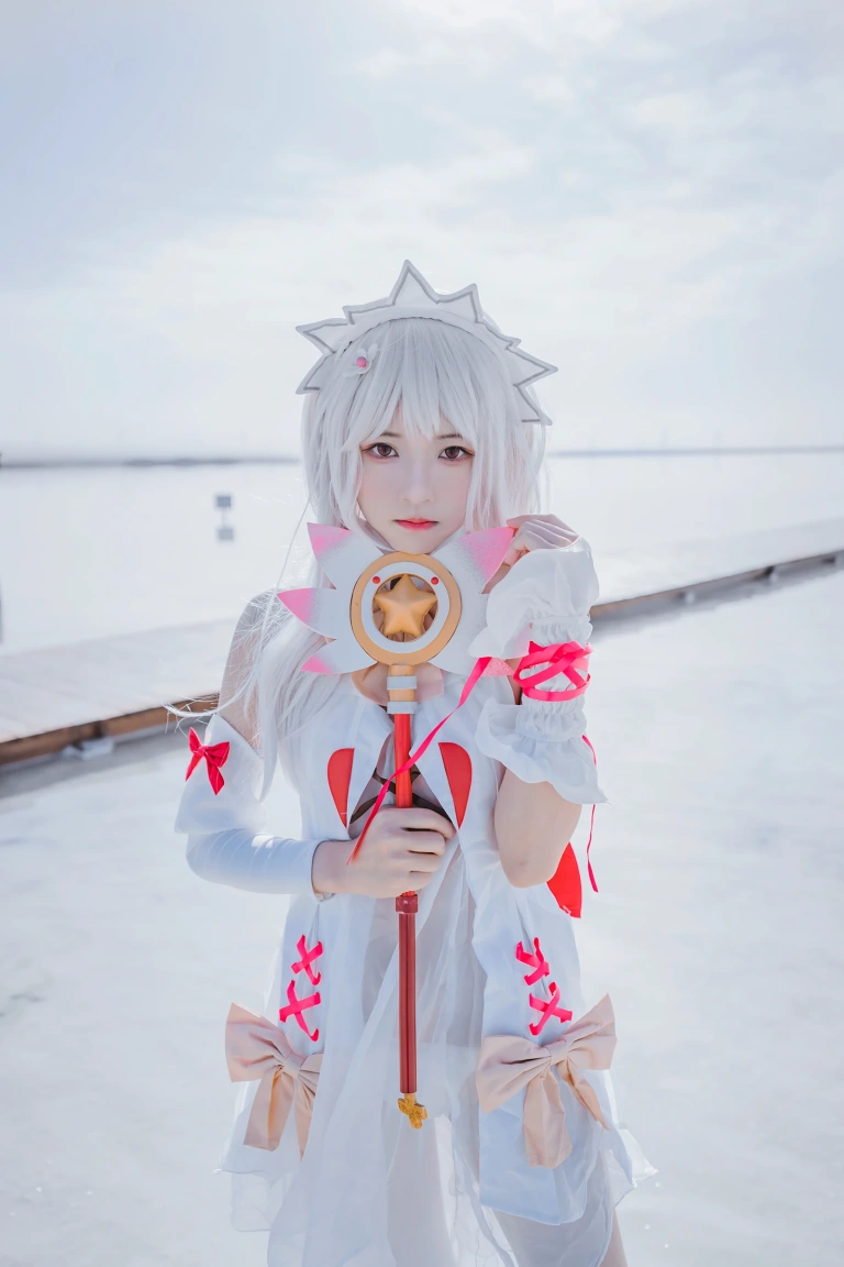 桜桃喵《伊莉雅》主题写真：27张全套美图