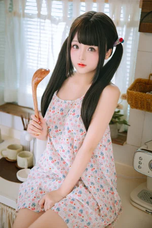 日奈娇(椎名莜)《厨房》主题写真：154张全套美图，含3个视频