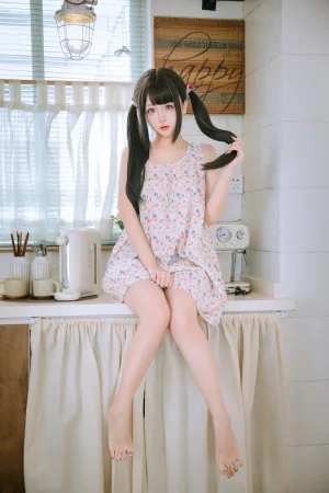 日奈娇(椎名莜)《厨房》主题写真：154张全套美图，含3个视频