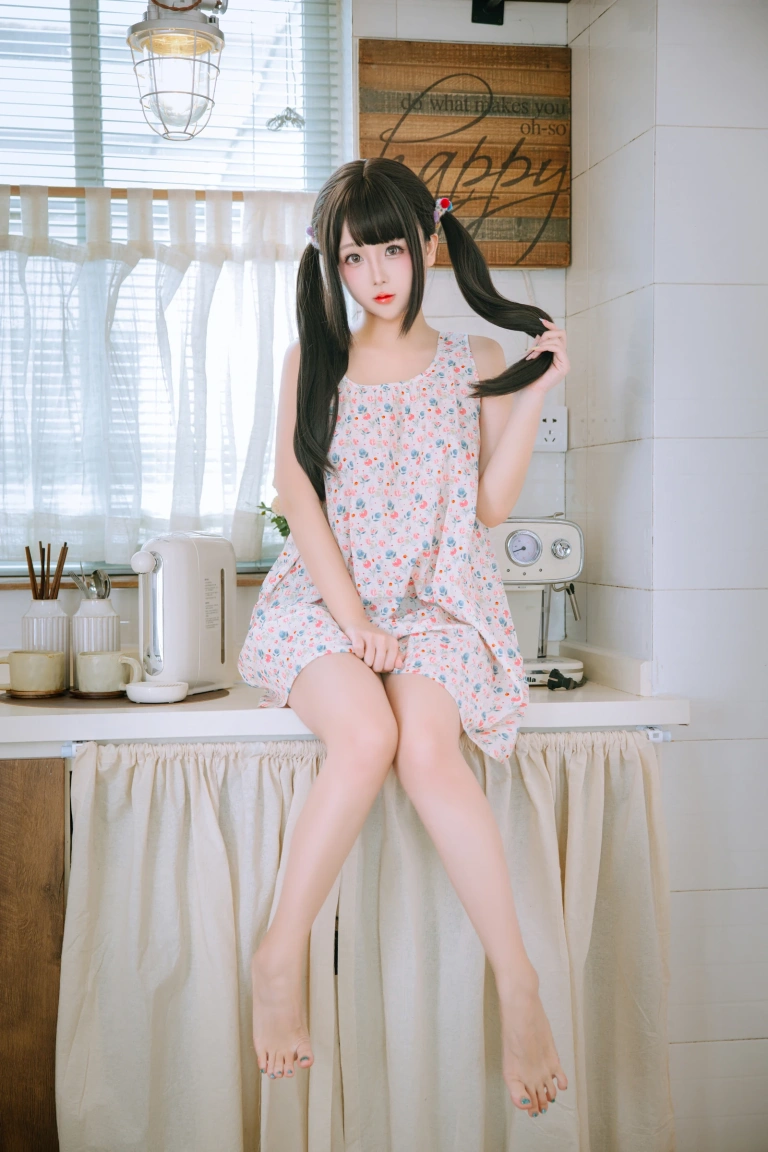 日奈娇(椎名莜)《厨房》主题写真：154张全套美图，含3个视频