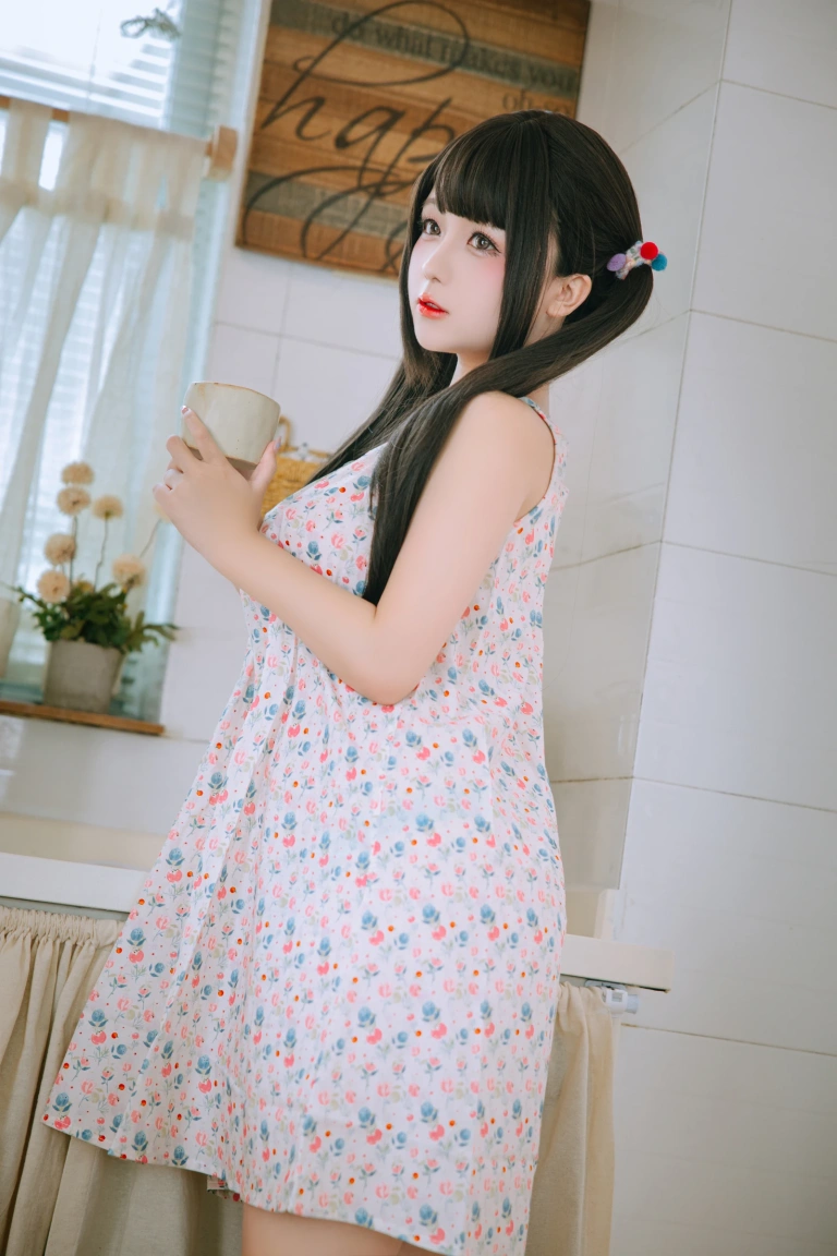 日奈娇(椎名莜)《厨房》主题写真：154张全套美图，含3个视频