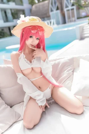 蠢沫沫《《童の假日》 絮库夫》主题写真：40张全套美图