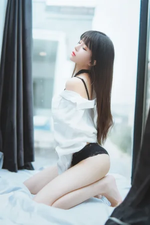 桜桃喵《狼来了01》主题写真：72张全套美图