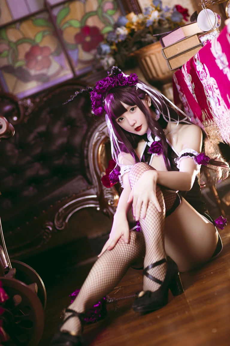星之迟迟《《花鸟风月》 花与旗袍 紫》主题写真：20张全套美图