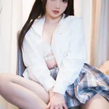 面饼仙儿《狗妹JK》主题写真：24张全套美图