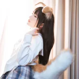 面饼仙儿《狗妹JK》主题写真：24张全套美图