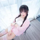 神楽坂真冬《第四季 序号39：《桃花潭水》》主题写真：75张全套美图