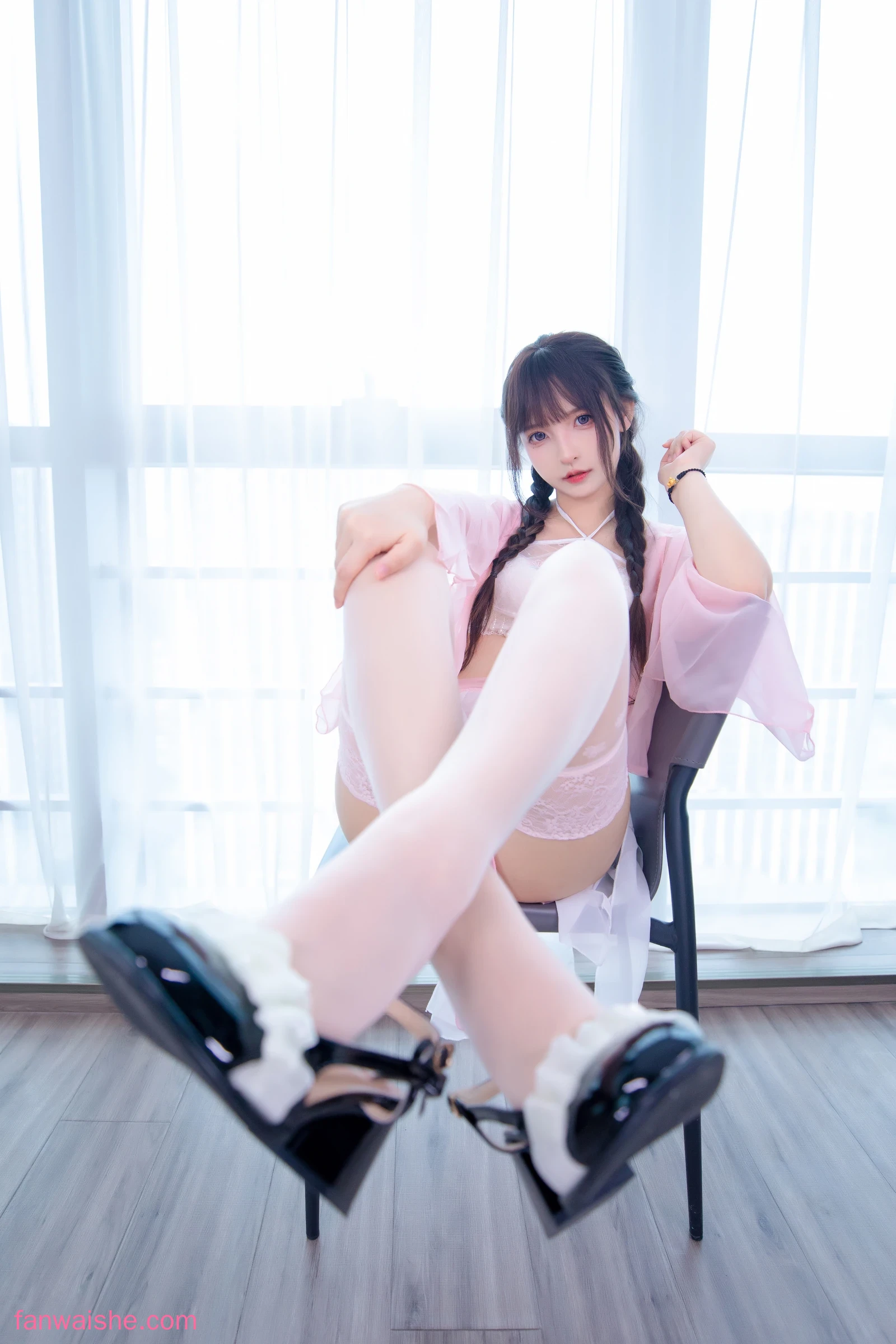 神楽坂真冬 神楽坂真冬 NO.124 - 第四季 序号39：《桃花潭水》