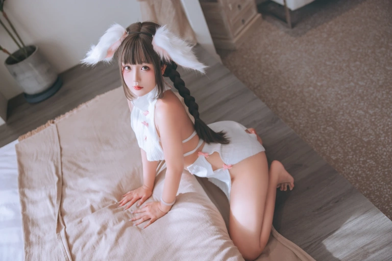 日奈娇(椎名莜)《垂耳兔》主题写真：105张全套美图，含3个视频
