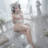 蠢沫沫《可畏 婚纱》主题写真：57张全套美图