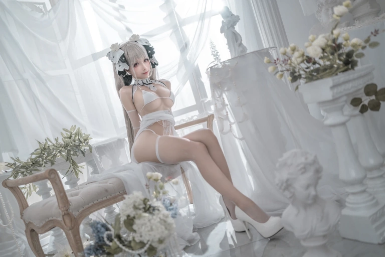 蠢沫沫《可畏 婚纱》主题写真：57张全套美图