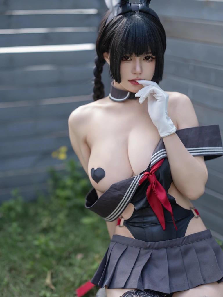 小仓千代《Patreon订阅 卯月桃子》主题写真：44张全套美图