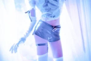 桜桃喵《钻石》主题写真：19张全套美图