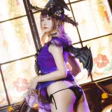 星之迟迟《《花鸟风月》 万圣节 紫》主题写真：20张全套美图