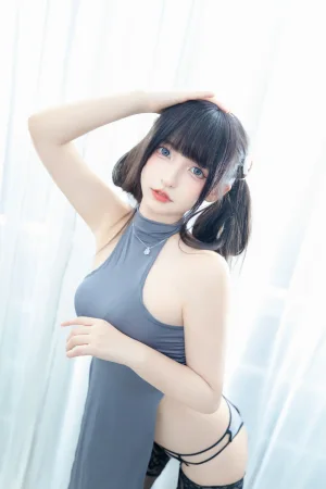 神楽坂真冬《第四季 序号40：《华灯初上》》主题写真：75张全套美图