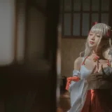 蠢沫沫《可畏 巫女》主题写真：55张全套美图