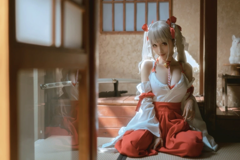 蠢沫沫《可畏 巫女》主题写真：55张全套美图