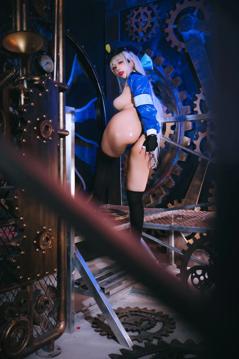 日奈娇(椎名莜)《飞鸟马时女警》主题写真：80张全套美图