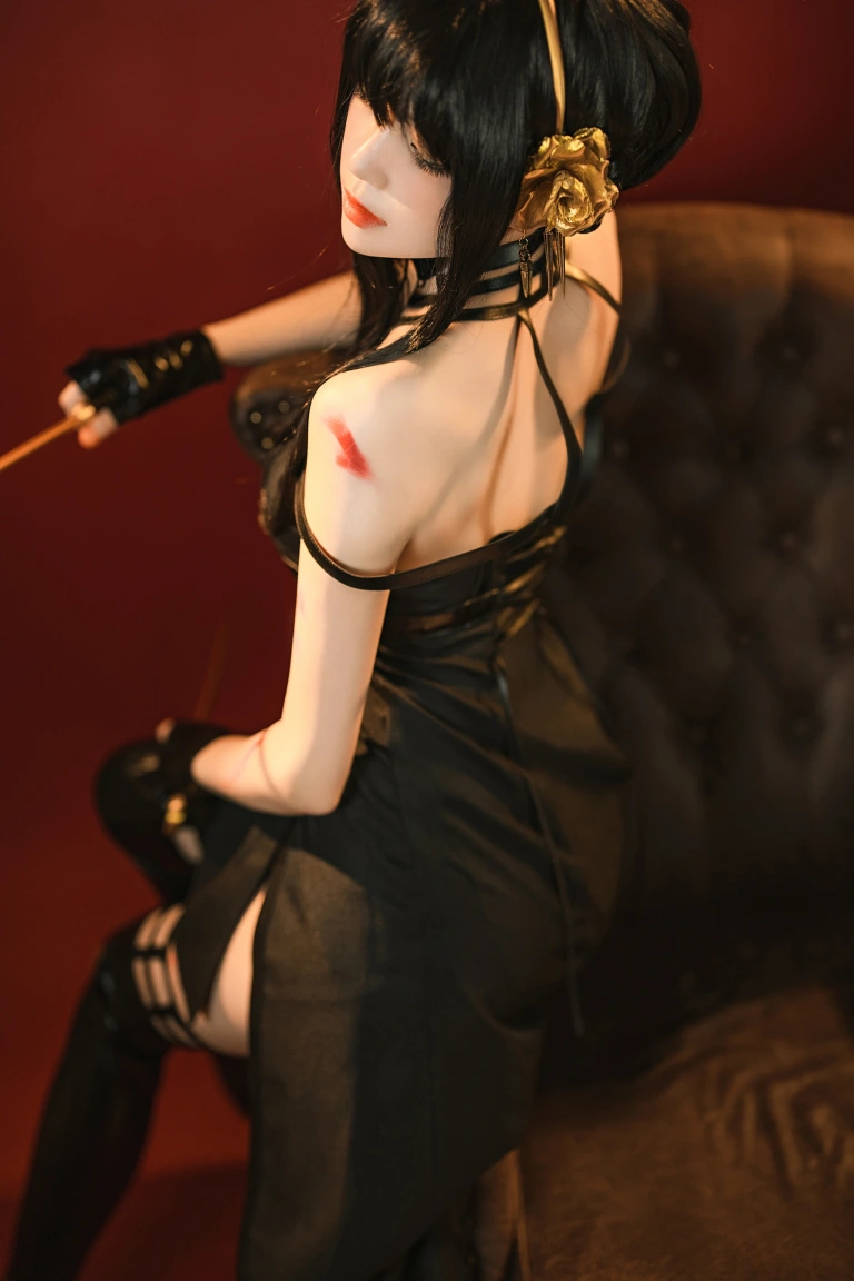 桜桃喵《约尔》主题写真：20张全套美图