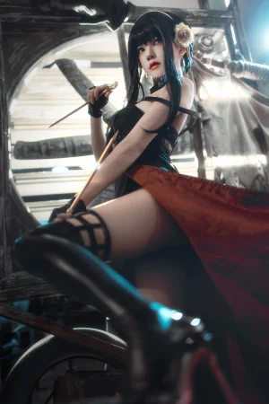 桜桃喵《约尔》主题写真：20张全套美图
