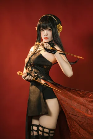 桜桃喵《约尔》主题写真：20张全套美图