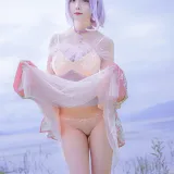 星之迟迟《《花鸟风月》 实体本赠送壁纸包》主题写真：26张全套美图
