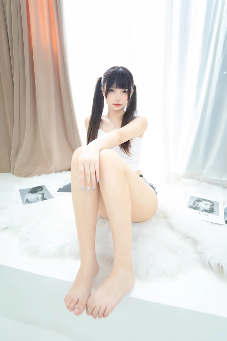 神楽坂真冬《第四季 序号46：《牛仔兔兔》》主题写真：75张全套美图