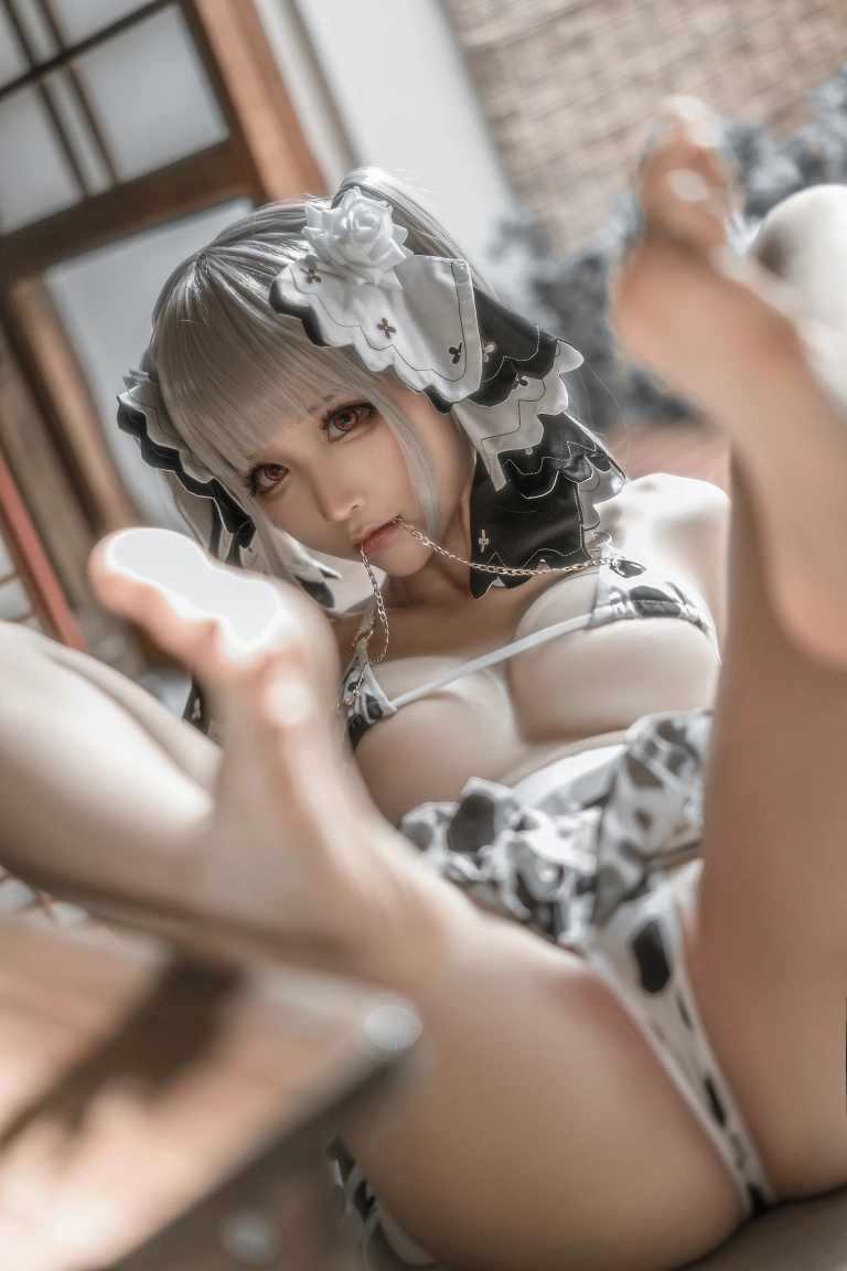 蠢沫沫《可畏 绅士版》主题写真：50张全套美图