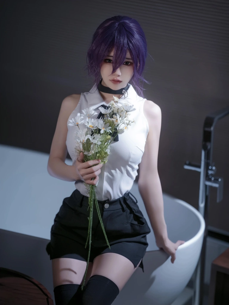 小仓千代《Patreon订阅 链锯人 蕾塞》主题写真：32张全套美图