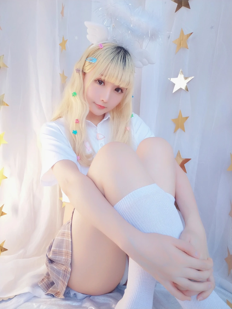 星之迟迟《《花鸟风月》 套组赠图》主题写真：119张全套美图