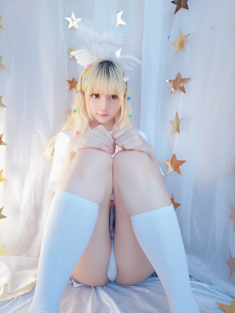 星之迟迟《《花鸟风月》 套组赠图》主题写真：119张全套美图