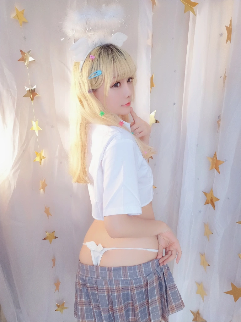星之迟迟《《花鸟风月》 套组赠图》主题写真：119张全套美图