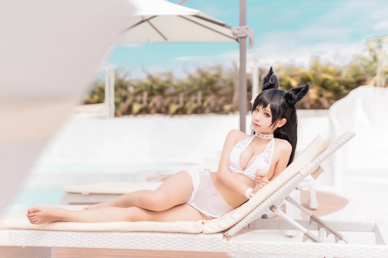 蠢沫沫《爱宕 犬 泳装》主题写真：37张全套美图
