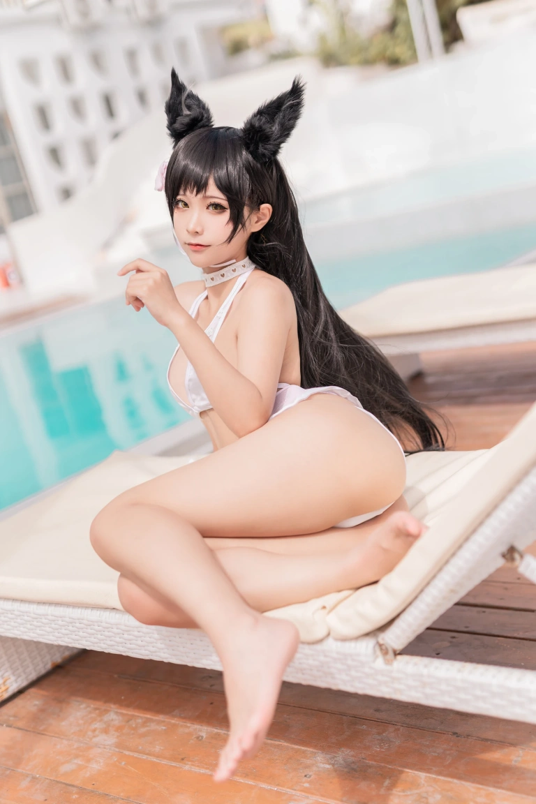 蠢沫沫《爱宕 犬 泳装》主题写真：37张全套美图