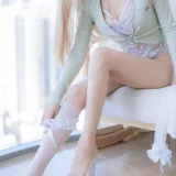 过期米线线喵《小娇妻》主题写真：60张全套美图