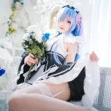 桜桃喵《长发蕾姆02》主题写真：44张全套美图