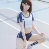 许岚《夏日运动服》主题写真：40张全套美图