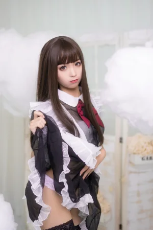 蠢沫沫《短透明女仆》主题写真：42张全套美图