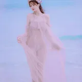 念雪《白桃汽水》主题写真：42张全套美图