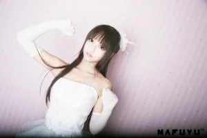 神楽坂真冬《婚纱系列》主题写真：71张全套美图