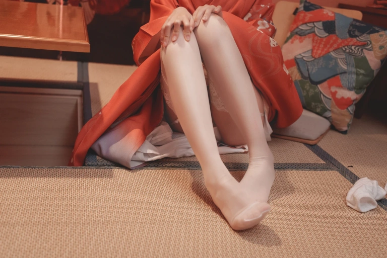 面饼仙儿《饼子和服内景》主题写真：37张全套美图