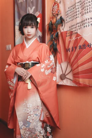 面饼仙儿《饼子和服内景》主题写真：37张全套美图