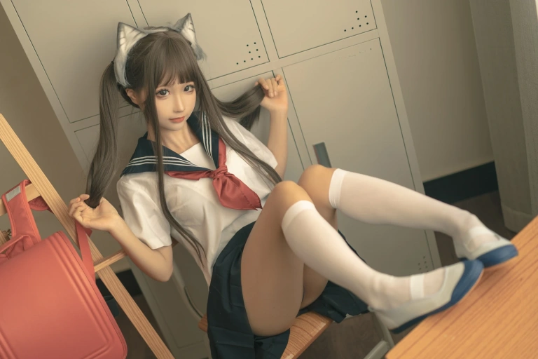 蠢沫沫《放学后》主题写真：130张全套美图