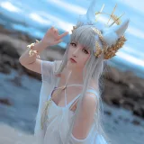 星之迟迟《明日方舟本 《Amazing Grace》 白金》主题写真：22张全套美图