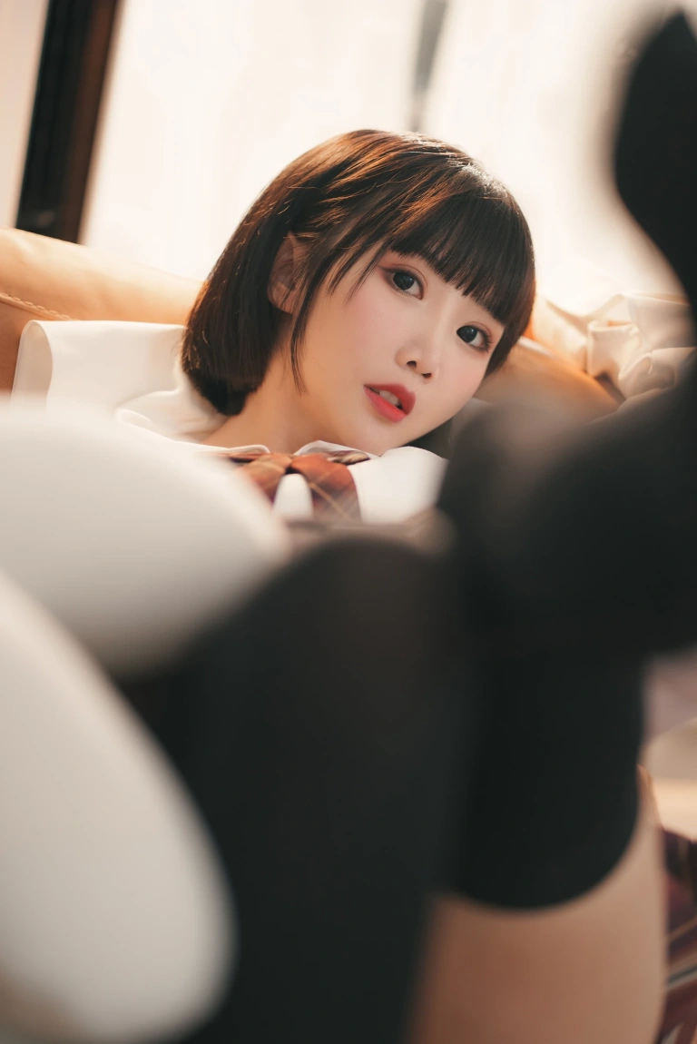 面饼仙儿《JKSE》主题写真：38张全套美图