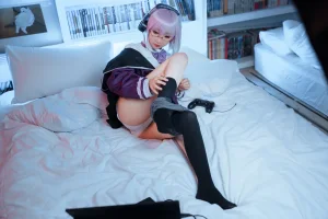 面饼仙儿《新条茜》主题写真：13张全套美图