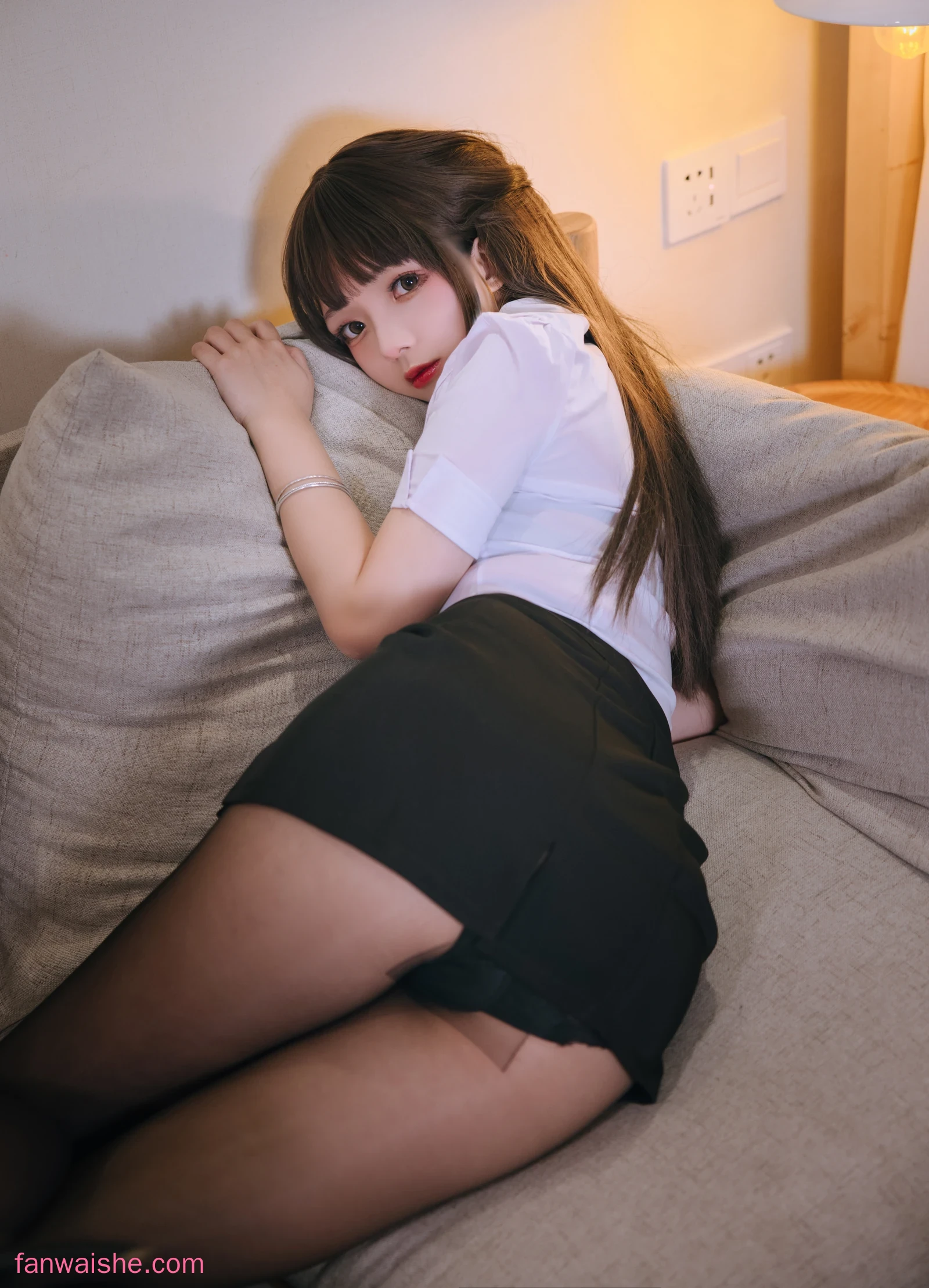 日奈娇(椎名莜) 日奈娇(椎名莜) NO.133 - 醉酒OL