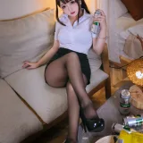 日奈娇(椎名莜)《醉酒OL》主题写真：110张全套美图