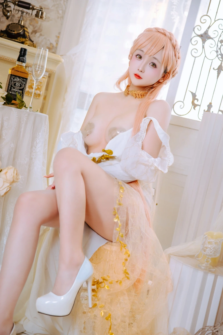 日奈娇(椎名莜)《2024.2月月刊 闪电姐》主题写真：44张全套美图